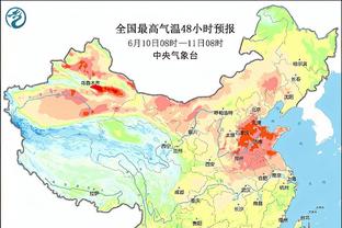 狄龙试图切球被吹犯规 向裁判抱怨还吃到技犯